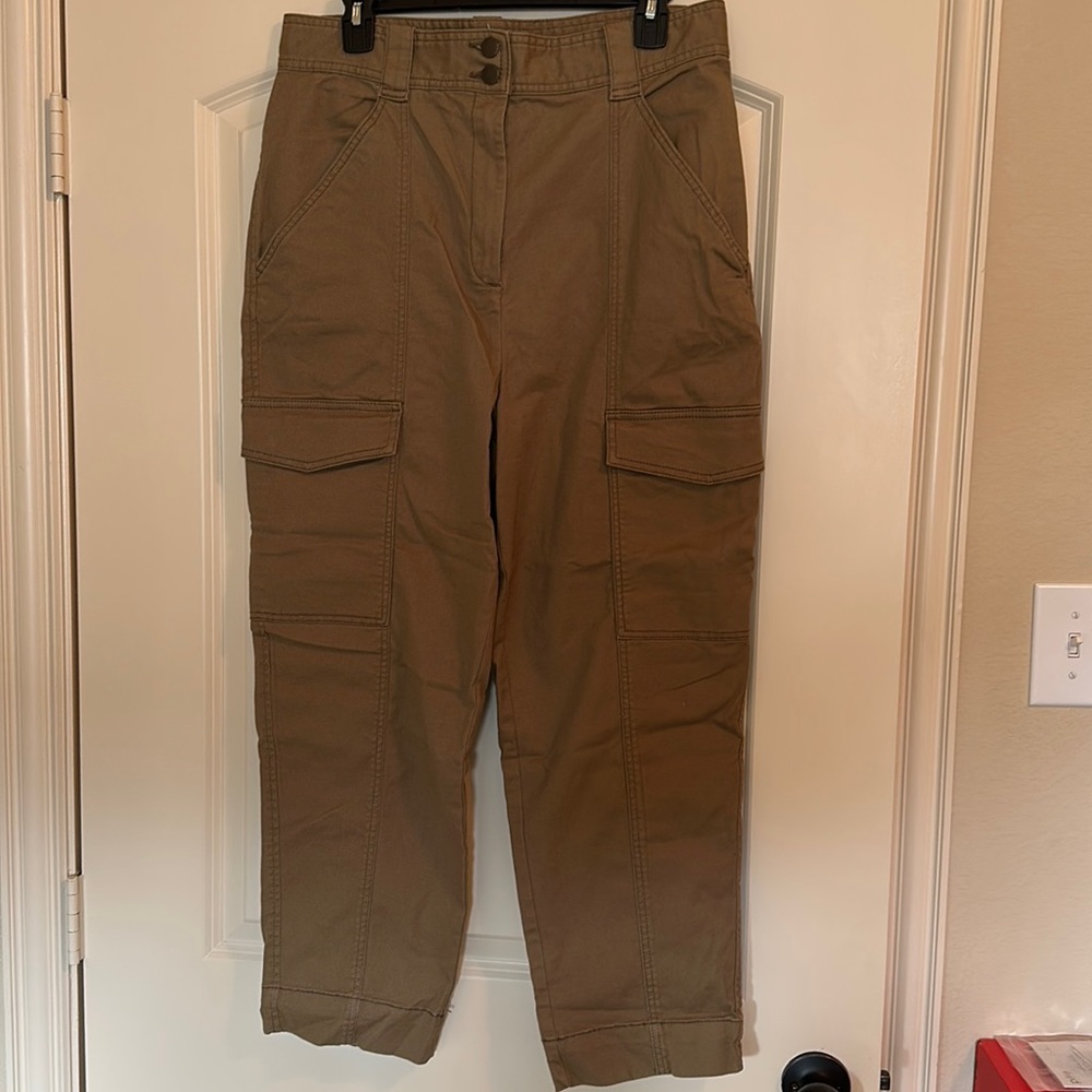 High-Waisted Cargo Pant